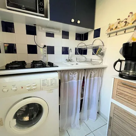Holiday home Mezzanine 4 Pers, Terrasse Et Piscine, Proche - Les Ayguades - Fr-1-229-835 Gruissan